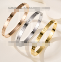 621433348 Love Bracelet Medium Model Yellow Gold
